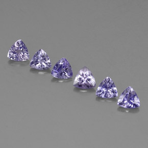 カラットの天然バイオレットブルータンザナイト（4.5×4.4 mm・トリリアント）