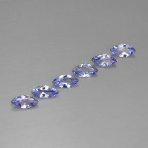 カラットの天然バイオレットブルータンザナイト（7×3.4 mm・マーキス）
