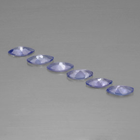 1.82カラットの天然濃いバイオレットブルータンザナイト（6.9×3.5 mm・マーキス）