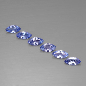 カラットの天然バイオレットブルータンザナイト（6.8×3.4 mm・マーキス）