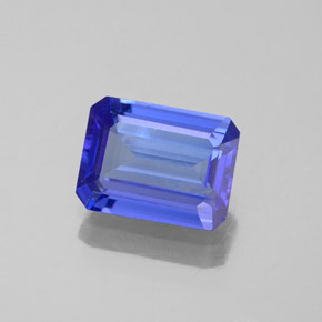 1.63カラットの天然バイオレットブルータンザナイト（8.2×6.1 mm・エメラルドカット）
