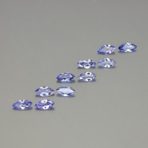 2.65カラットの天然エレクトリックパープルブルータンザナイト（6.7×3.3 mm・マーキス）