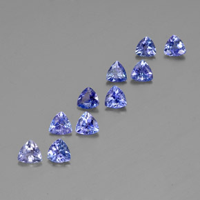 カラットの天然バイオレットブルータンザナイト（4.5×4.4 mm・トリリアント）