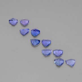 カラットの天然バイオレットブルータンザナイト（4.6×4.5 mm・トリリアント）