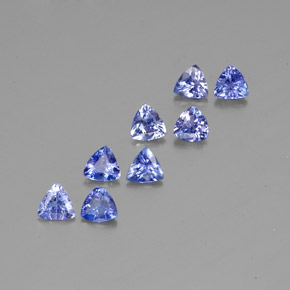 カラットの天然バイオレットブルータンザナイト（4.8×4.8 mm・トリリアント）