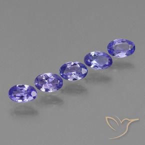 1.69カラットの天然濃いバイオレットブルータンザナイト（5.6×3.7 mm・オーバルカット）