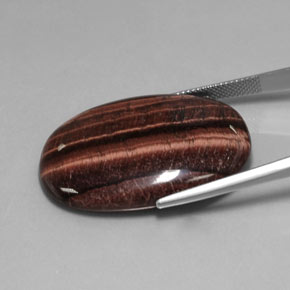 42.21カラットの天然マルチカラーTiger's Eye Matrix（34.3×22.7 mm・オーバルカット）