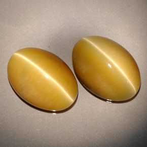 カラットの天然ゴールドTiger's Eye（13.8×9.8 mm・オーバルカット）
