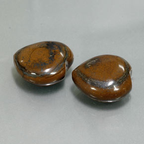 カラットの天然マルチカラーTiger's Eye（13.9×13.5 mm・ハート型）