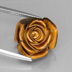 12.37カラットの天然マルチカラーTiger's Eye（16.5×15.6 mm・ファンシーシェイプ）