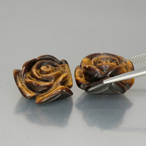 カラットの天然ゴールドブラウンTiger's Eye（15.3×14 mm・ファンシーシェイプ）