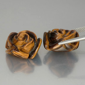 カラットの天然ゴールドブラウンTiger's Eye（16×16 mm・ファンシーシェイプ）