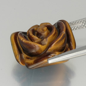 11.96カラットの天然黒Tiger's Eye（15.1×14.3 mm・ファンシーシェイプ）