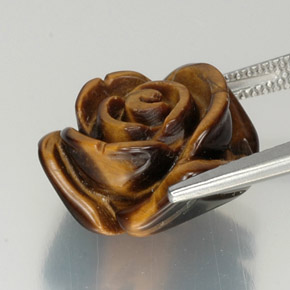 12.51カラットの天然ゴールドブラウンTiger's Eye（15.7×14.5 mm・ファンシーシェイプ）