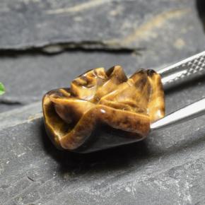 10.88カラットの天然ミディアムブラウンTiger's Eye（15.7×15.1 mm・フラワーカット）