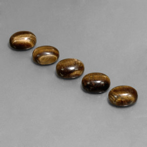 10.03カラットの天然ミディアムブラウンTiger's Eye（9×7 mm・オーバルカット）