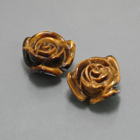 23.41カラットの天然ゴールデンブラウンTiger's Eye（16.4×15.5 mm・ファンシーシェイプ）