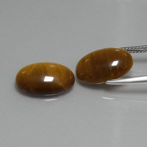 9.04カラットの天然ミディアムブラウンTiger's Eye（14×10 mm・オーバルカット）