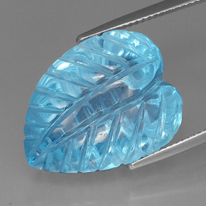 39.36カラットの天然スイスブルートパーズ（21.3×16.7 mm・透明）