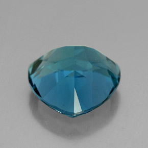 6.98カラットの天然ロンドンブルートパーズ（12×11.8 mm・トリリアント）