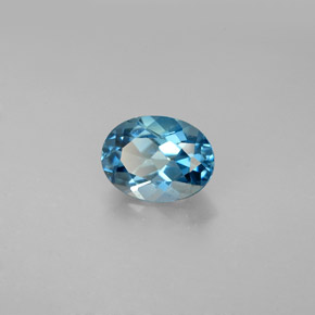 1.52カラットの天然ロンドンブルートパーズ（8.2×6.1 mm・オーバルカット）