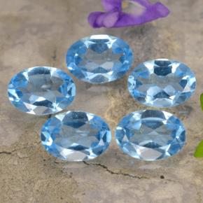3.90カラットの天然スイスブルートパーズ（7×5 mm・オーバルカット）