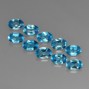 カラットの天然スイスブルートパーズ（6.2×4.4 mm・オーバルカット）