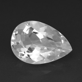 3.92カラットの天然ホワイトトパーズ（11.8×8.1 mm・洋梨の形）