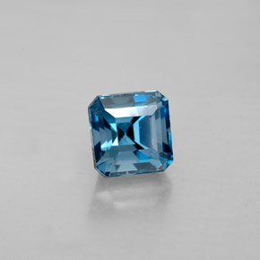 1.87カラットの天然ロンドンブルートパーズ（6.2×6.1 mm・エメラルドカット）