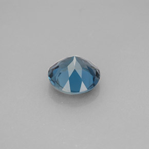 2.25カラットの天然ロンドンブルートパーズ（8.00 mm・ラウンドカット）