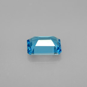 1.80カラットの天然スイスブルートパーズ（8×6 mm・エメラルドカット）