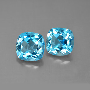カラットの天然スイスブルートパーズ（7.1×7 mm・クッションカット）