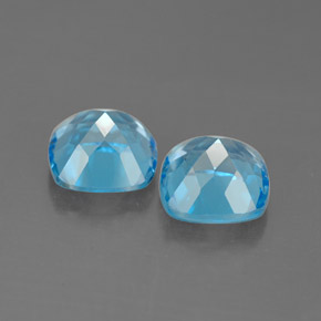 カラットの天然スイスブルートパーズ（7.1×7 mm・クッションカット）