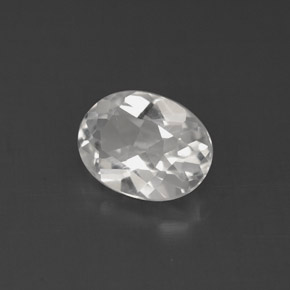 1.57カラットの天然ホワイトトパーズ（8.3×6.2 mm・オーバルカット）