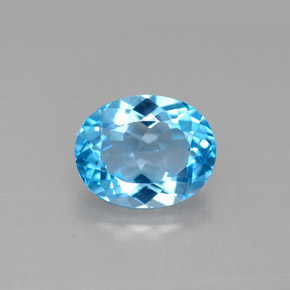 3.36カラットの天然スイスブルートパーズ（10.1×8 mm・オーバルカット）