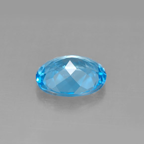 2.90カラットの天然スイスブルートパーズ（10×8.1 mm・オーバルカット）