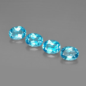 カラットの天然スイスブルートパーズ（9.1×7 mm・オーバルカット）
