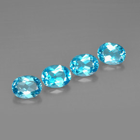 カラットの天然スイスブルートパーズ（9.1×7 mm・オーバルカット）