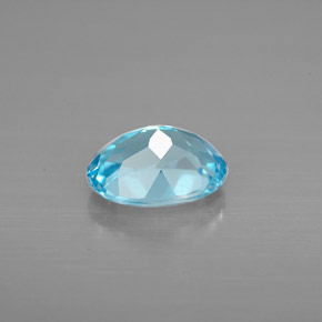 1.50カラットの天然スイスブルートパーズ（8×6 mm・オーバルカット）