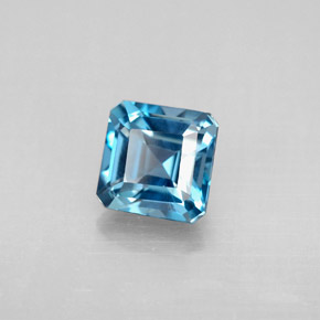 1.52カラットの天然ロンドンブルートパーズ（6×6 mm・エメラルドカット）