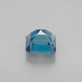 1.52カラットの天然ロンドンブルートパーズ（6×6 mm・エメラルドカット）