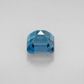 1.61カラットの天然ロンドンブルートパーズ（6.1×6 mm・エメラルドカット）