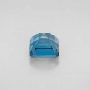 1.64カラットの天然ロンドンブルートパーズ（6.1×6 mm・エメラルドカット）