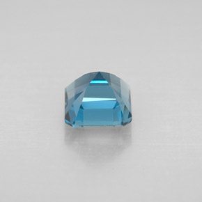 1.52カラットの天然ロンドンブルートパーズ（6×6 mm・エメラルドカット）