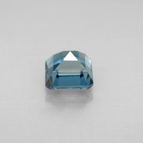 1.54カラットの天然ロンドンブルートパーズ（6.1×6.1 mm・エメラルドカット）