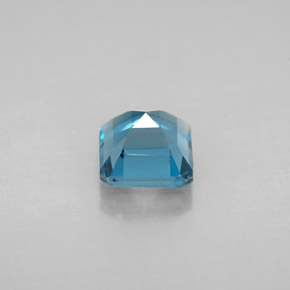 1.57カラットの天然ロンドンブルートパーズ（6.1×6.1 mm・エメラルドカット）