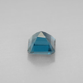 1.46カラットの天然ロンドンブルートパーズ（6×6 mm・エメラルドカット）
