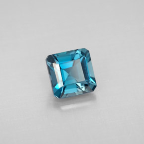 1.46カラットの天然ロンドンブルートパーズ（6×6 mm・エメラルドカット）