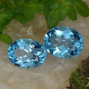 4.71カラットの天然Medium Blue トパーズ（9.1×7.1 mm・オーバルカット）