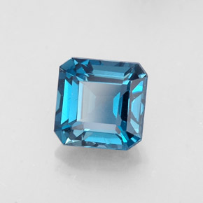 1.62カラットの天然ロンドンブルートパーズ（6.7×6.6 mm・エメラルドカット）
